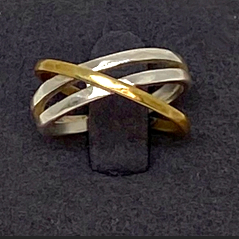 Retired Silpada Sterling Silver Two tone criss-cross style ring